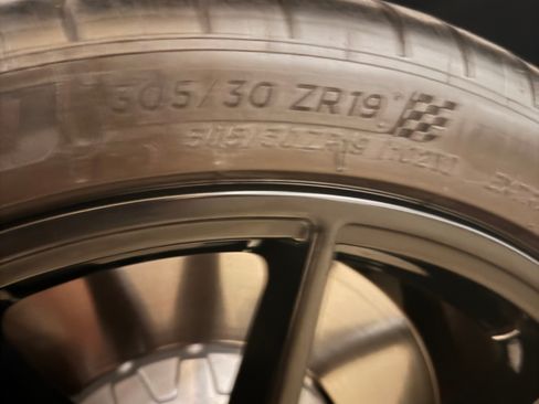 Used 2019 Ford Mustang Shelby GT350 w/ Technology Package RWD image 30