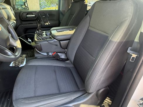 Used 2024 Chevrolet Silverado 2500 Custom w/ Custom Value Package AWD/4WD image 15