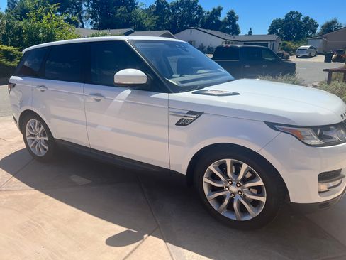 Used 2017 Land Rover Range Rover Sport HSE AWD/4WD image 5