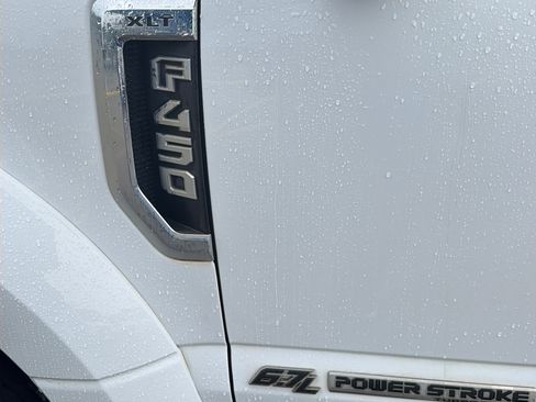 Used 2022 Ford F450 XLT w/ XLT Premium Package AWD/4WD image 2