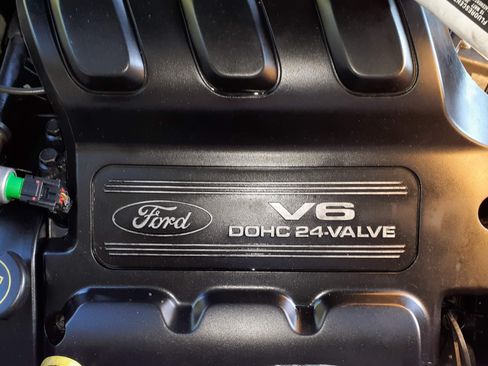 Used 2002 Ford Escape XLT image 16