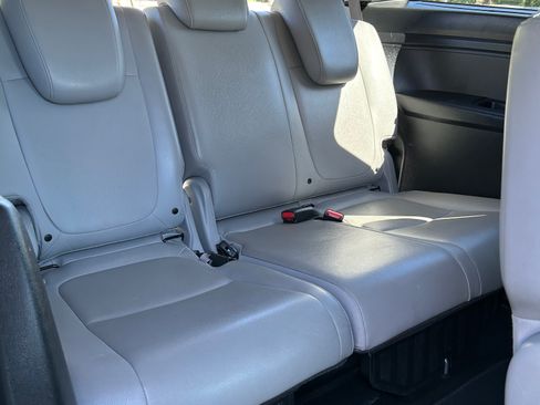 Used 2019 Honda Odyssey Elite image 23