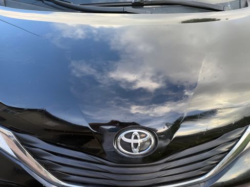 Used 2013 Toyota Sienna LE image 20