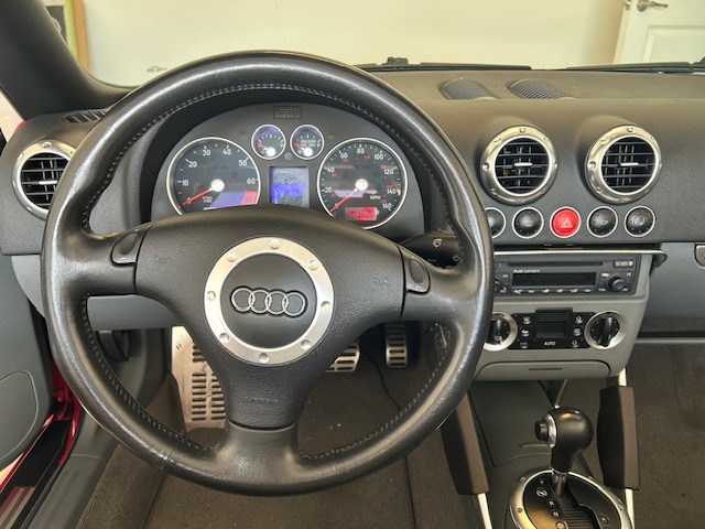 Used 2004 Audi TT 1.8T FWD image 12