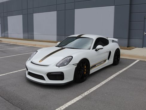 Used 2016 Porsche Cayman GT4 image 1