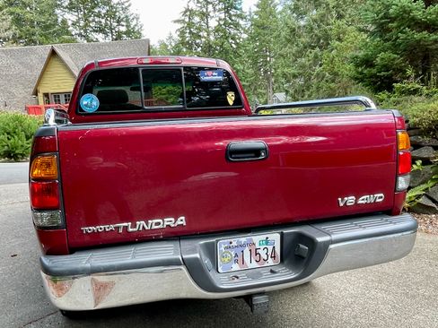 Used 2000 Toyota Tundra SR5 w/ Convenience Pkg AWD/4WD image 12