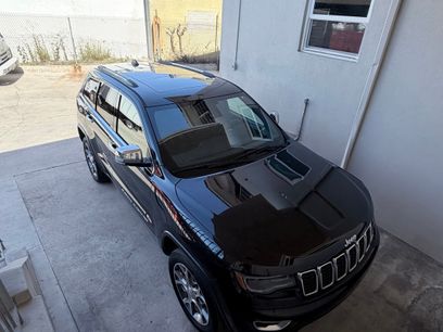 Used 2022 Jeep Grand Cherokee Limited w/ Tech Group