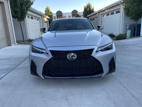 Used 2023 Lexus IS 500 image 2