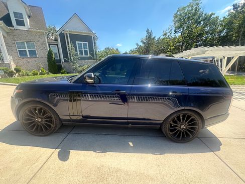 Used 2017 Land Rover Range Rover HSE AWD/4WD image 15
