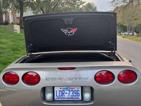 Used 2002 Chevrolet Corvette Convertible w/ Preferred Equipment Group2 image 5