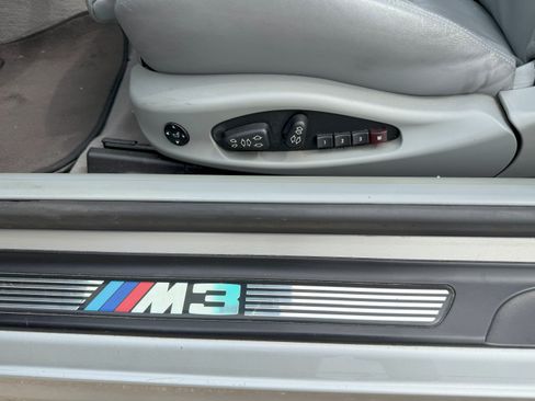 Used 2006 BMW M3 Convertible image 21