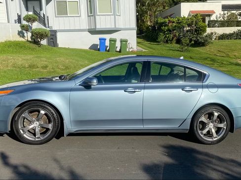 Used 2010 Acura TL w/ Technology Package FWD image 2