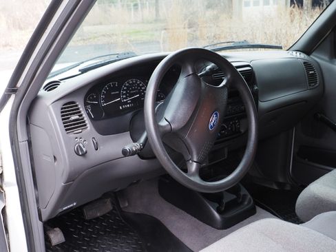 Used 2001 Ford Ranger 2WD Regular Cab image 10