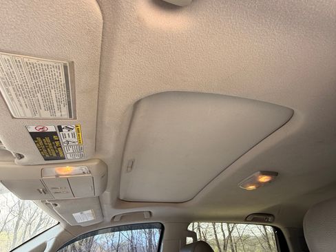 Used 2011 Toyota Tundra Limited w/ Platinum Pkg image 25