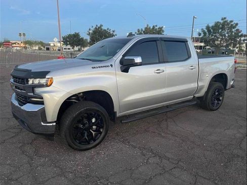 Used 2020 Chevrolet Silverado 1500 LT w/ All-Star Edition image 4