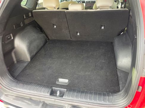 Used 2023 Hyundai Tucson Limited w/ Winter Package image 5