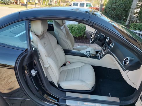 Used 2013 Mercedes-Benz SL 63 AMG image 10