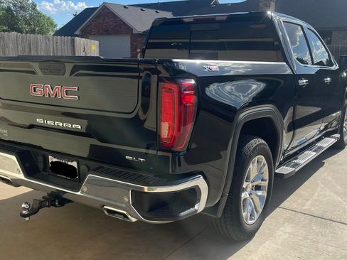 Used 2019 GMC Sierra 1500 SLT w/ SLT Premium Plus Package AWD/4WD image 5