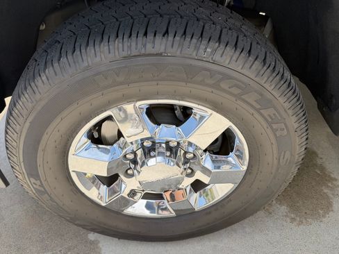 Used 2019 GMC Sierra 3500 Denali w/ Duramax Plus Package AWD/4WD image 20