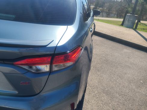 Used 2020 Toyota Corolla SE image 4