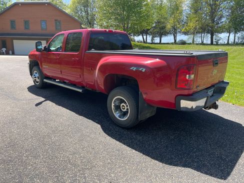 Used 2011 Chevrolet Silverado 3500 LTZ AWD/4WD image 6