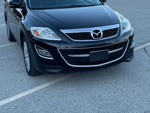 Used 2010 MAZDA CX-9 Grand Touring w/ Moonroof & Bose Audio Pkg image 2