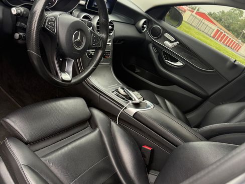 Used 2015 Mercedes-Benz C 300 4MATIC Sedan image 9