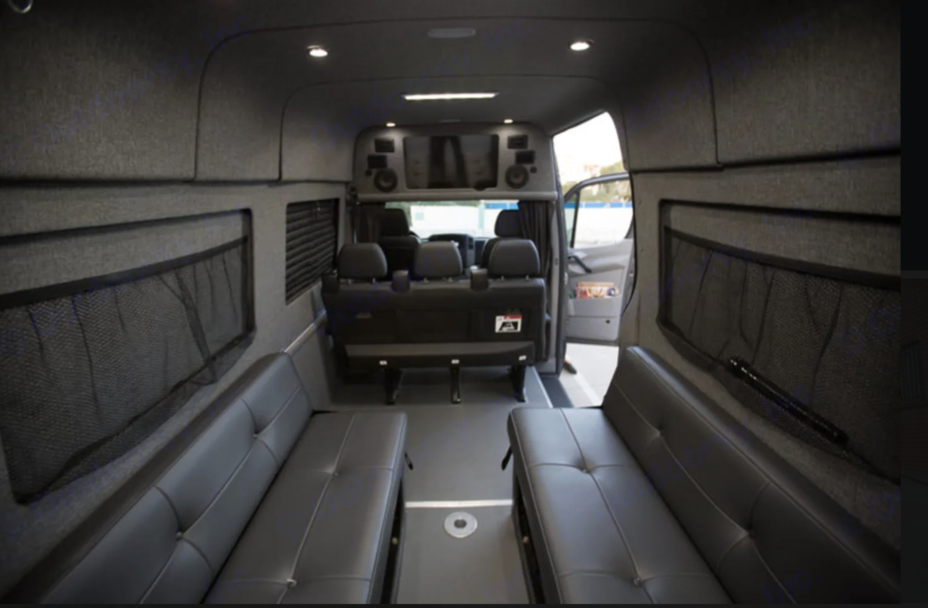 Used 2016 Mercedes-Benz Sprinter 2500 image 6