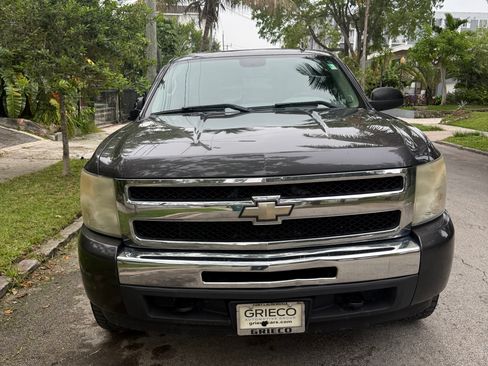 Used 2011 Chevrolet Silverado 1500 LS AWD/4WD image 2