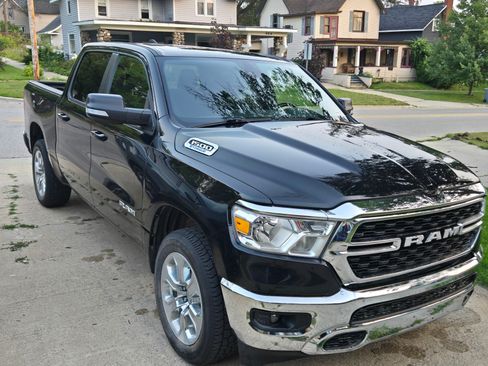 Used 2022 RAM 1500 Big Horn AWD/4WD image 1