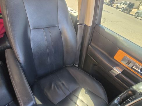 Used 2016 Land Rover LR4 HSE Silver Edition image 24