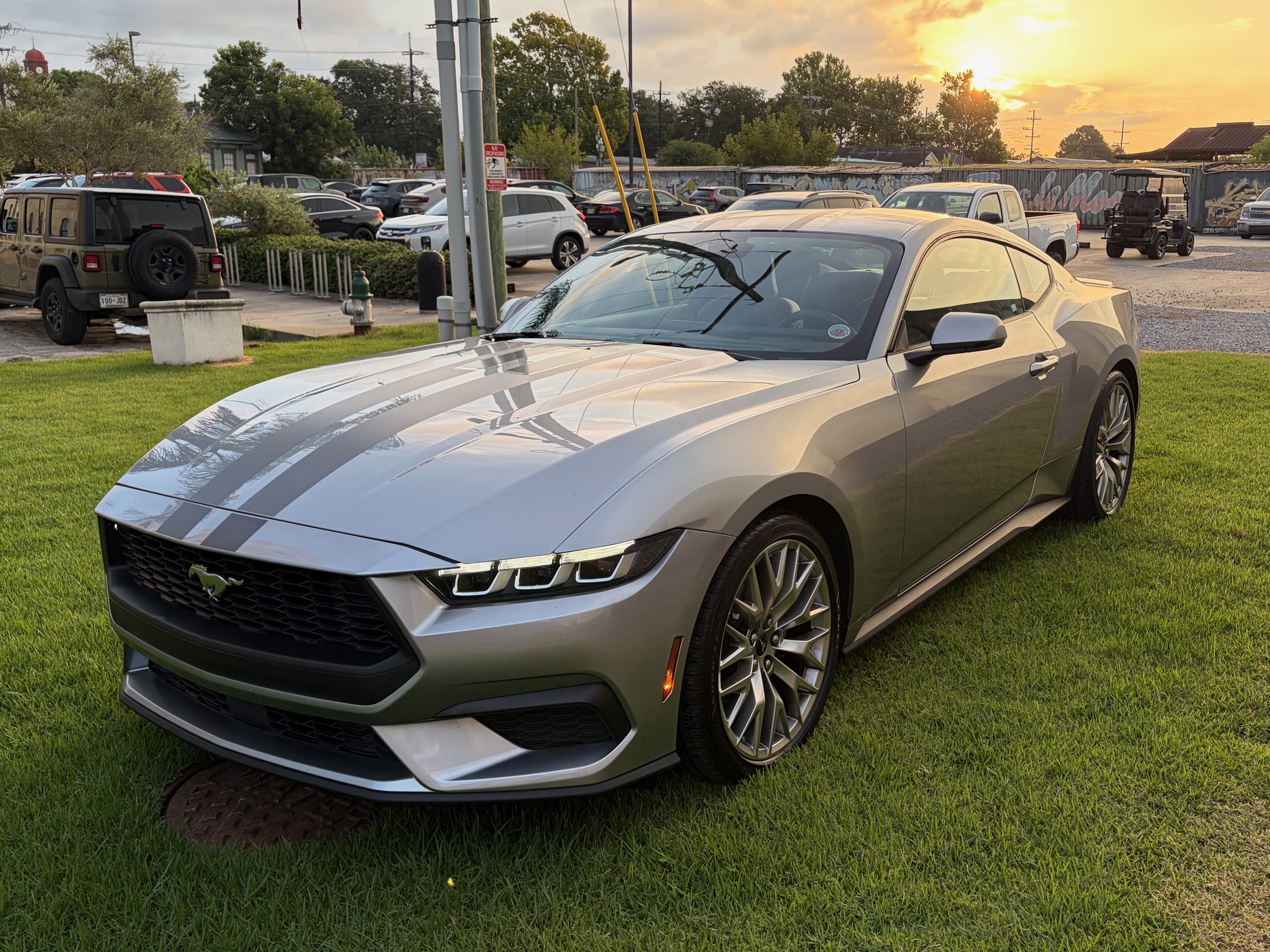 Used 2024 Ford Mustang Premium RWD image 2