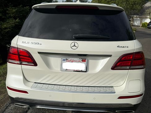 Used 2018 Mercedes-Benz GLE 550e 4MATIC image 5