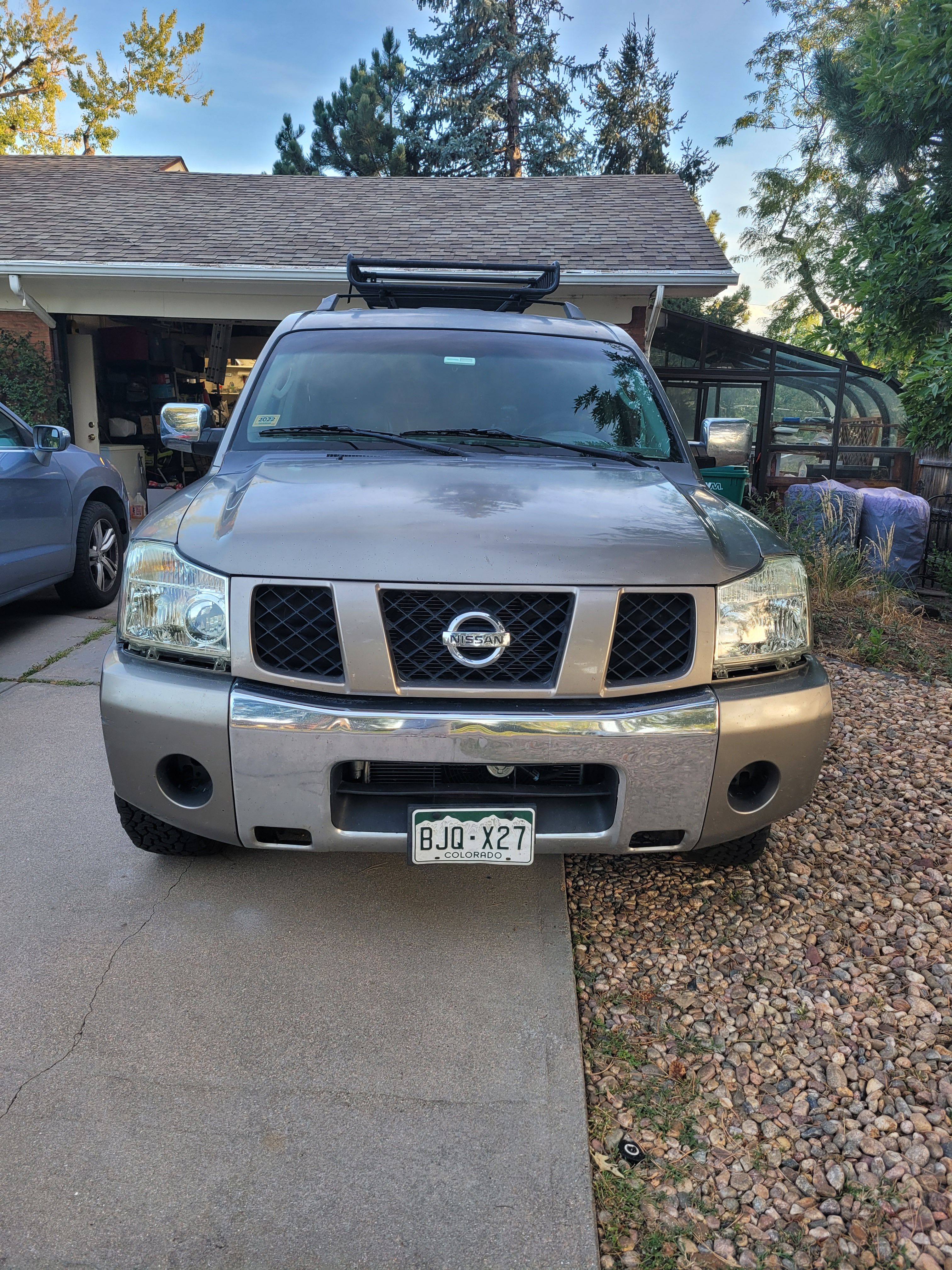 Used 2007 Nissan Armada SE AWD/4WD image 2
