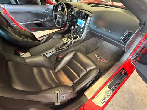 Used 2005 Chevrolet Corvette Coupe w/ Preferred Equipment Group image 10