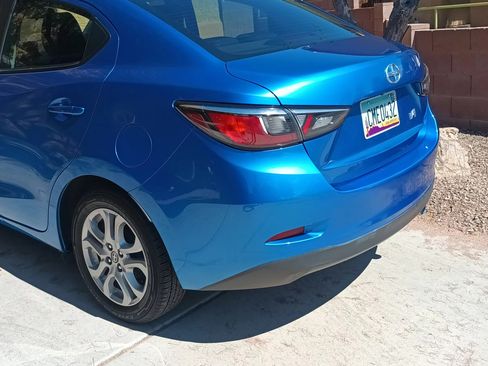 Used 2016 Scion iA Sedan 4D image 9