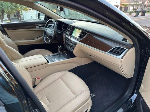 Used 2017 Genesis G80 3.8 image 23