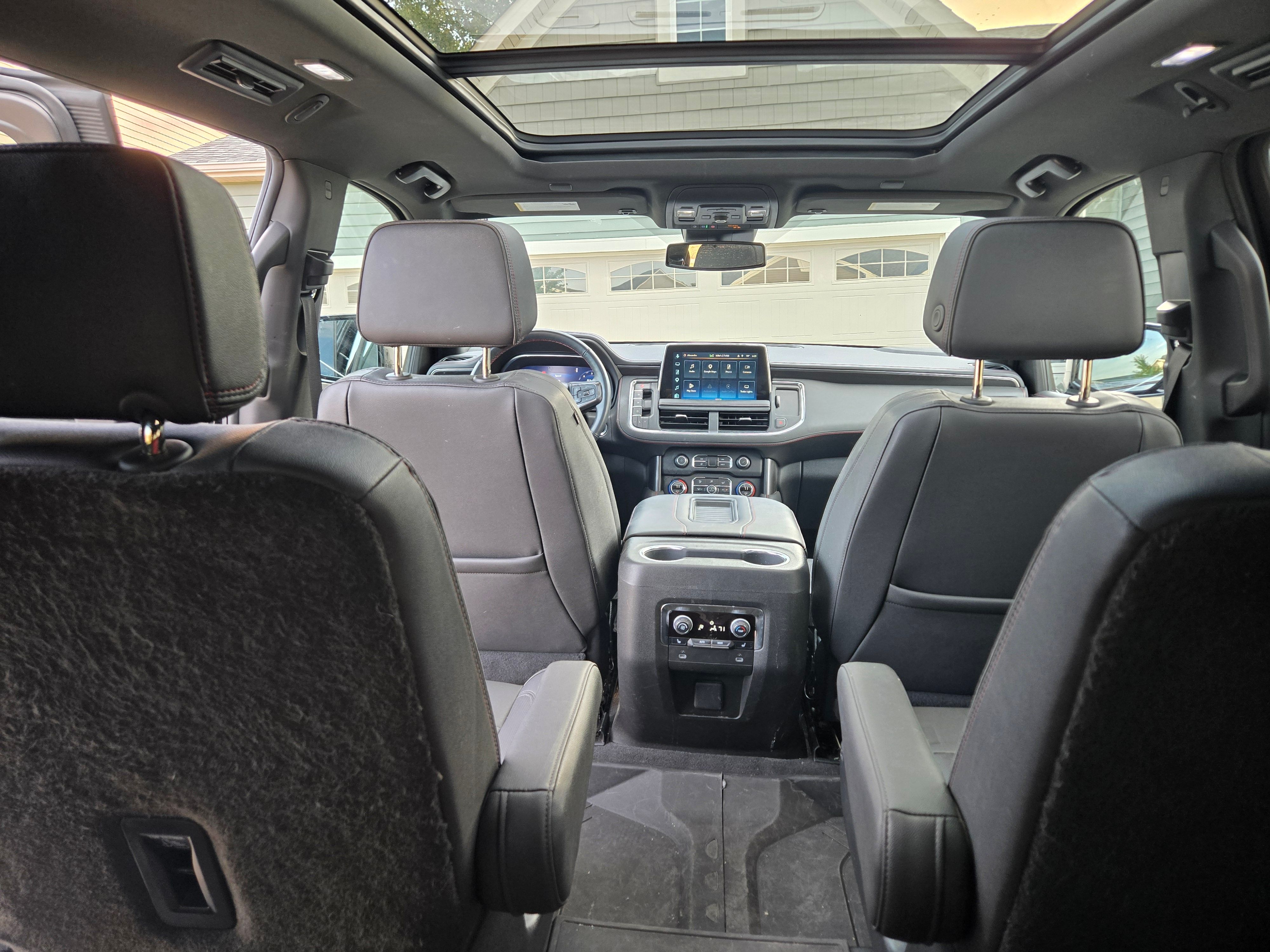 Used 2023 Chevrolet Suburban RST w/ Luxury Package AWD/4WD image 10