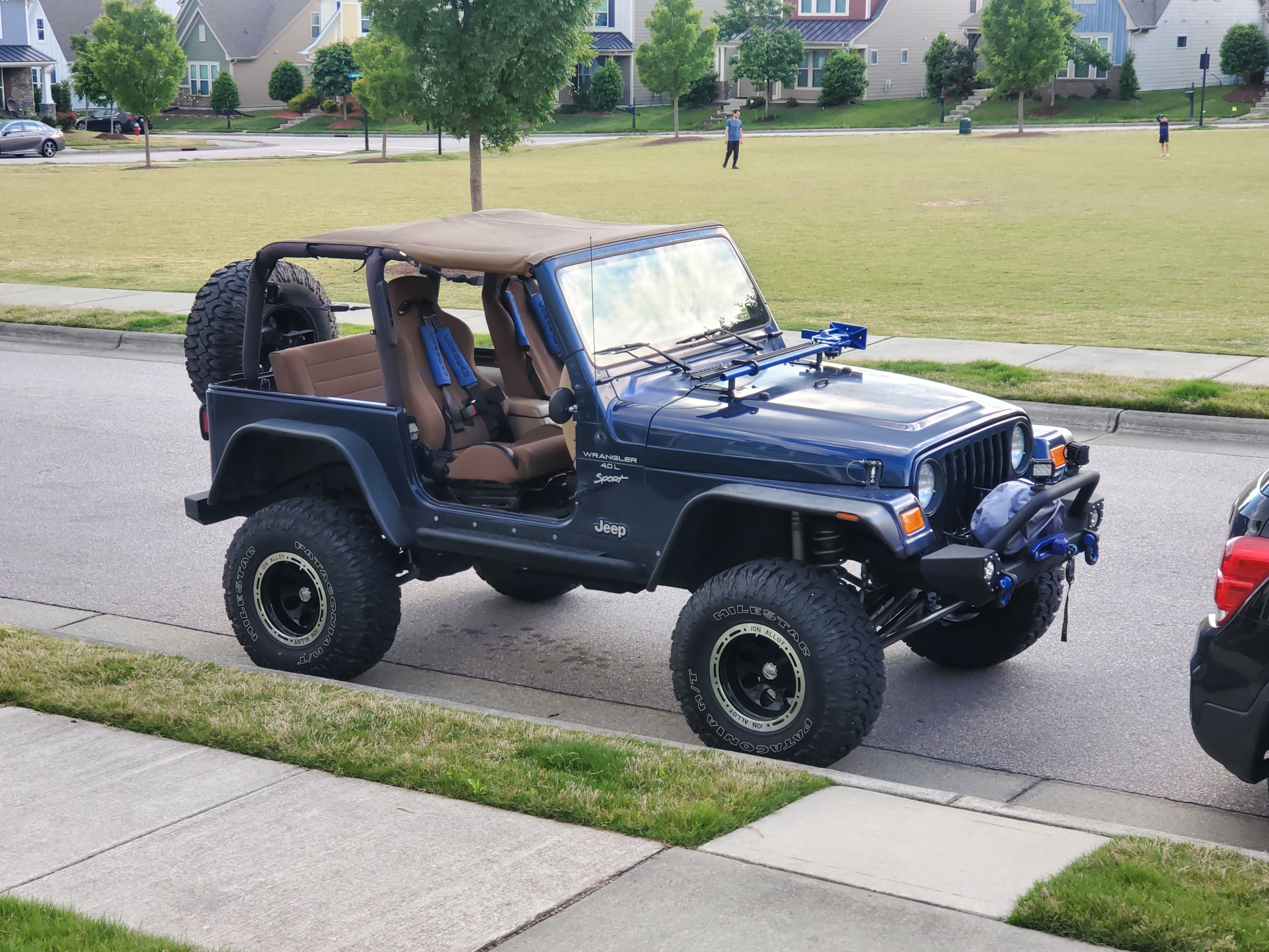 Used 2000 Jeep Wrangler Sport AWD/4WD image 4