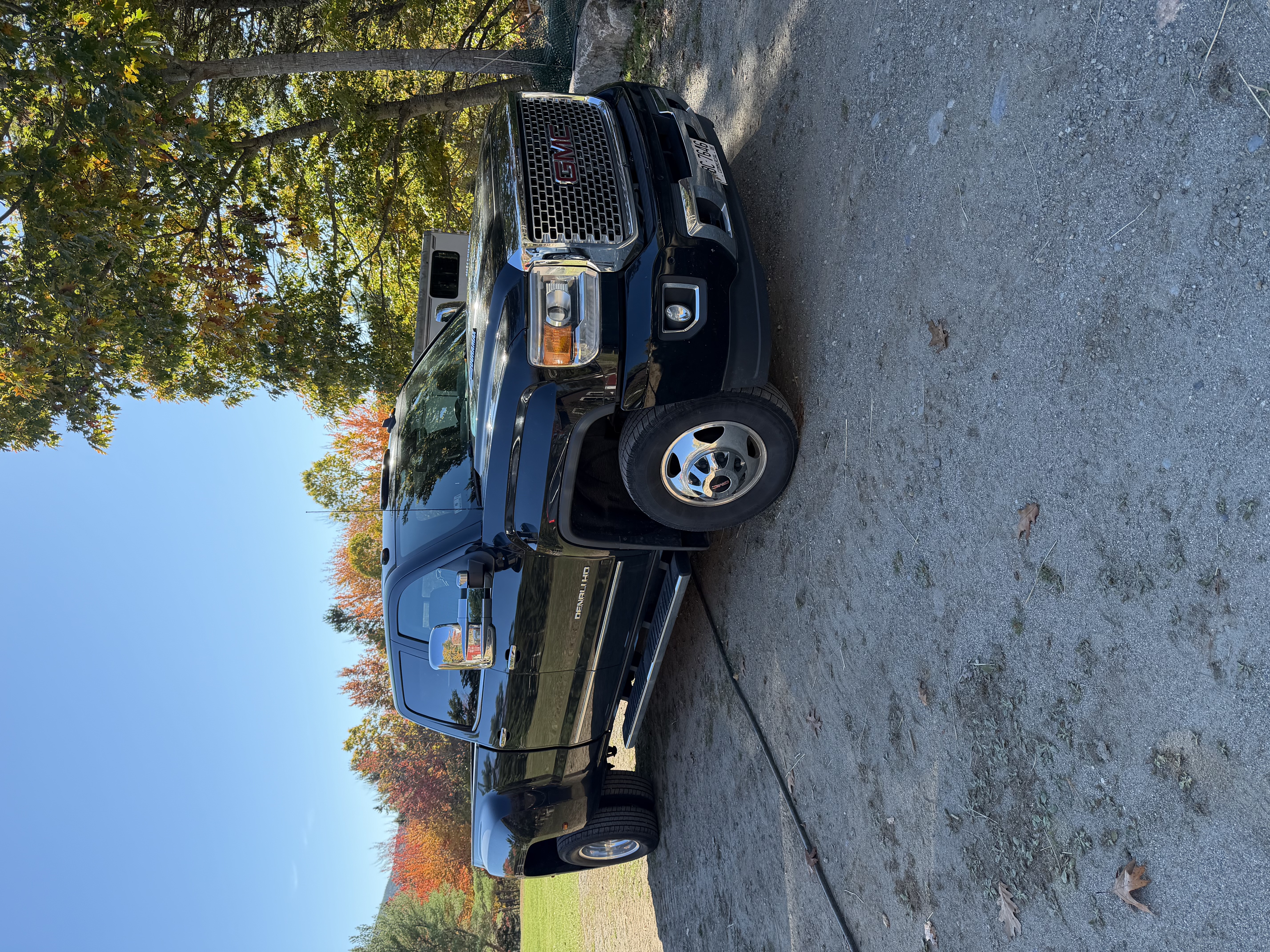 Used 2015 GMC Sierra 3500 Denali w/ Duramax Plus Package AWD/4WD image 5