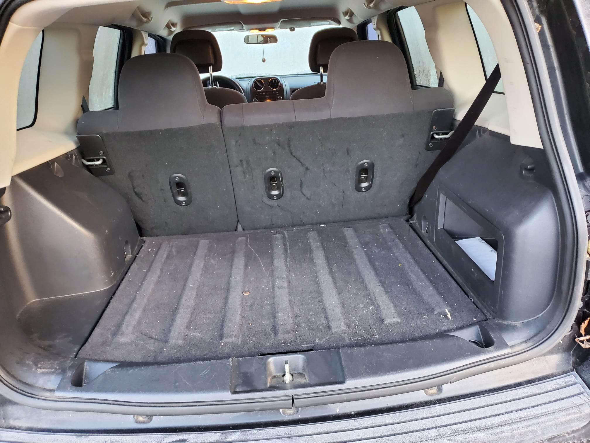 Used 2011 Jeep Patriot Sport AWD/4WD image 3