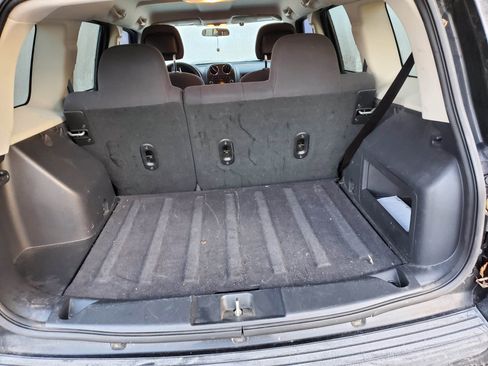 Used 2011 Jeep Patriot Sport image 3