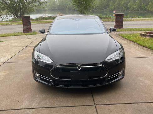 Used 2016 Tesla Model S P90D image 6