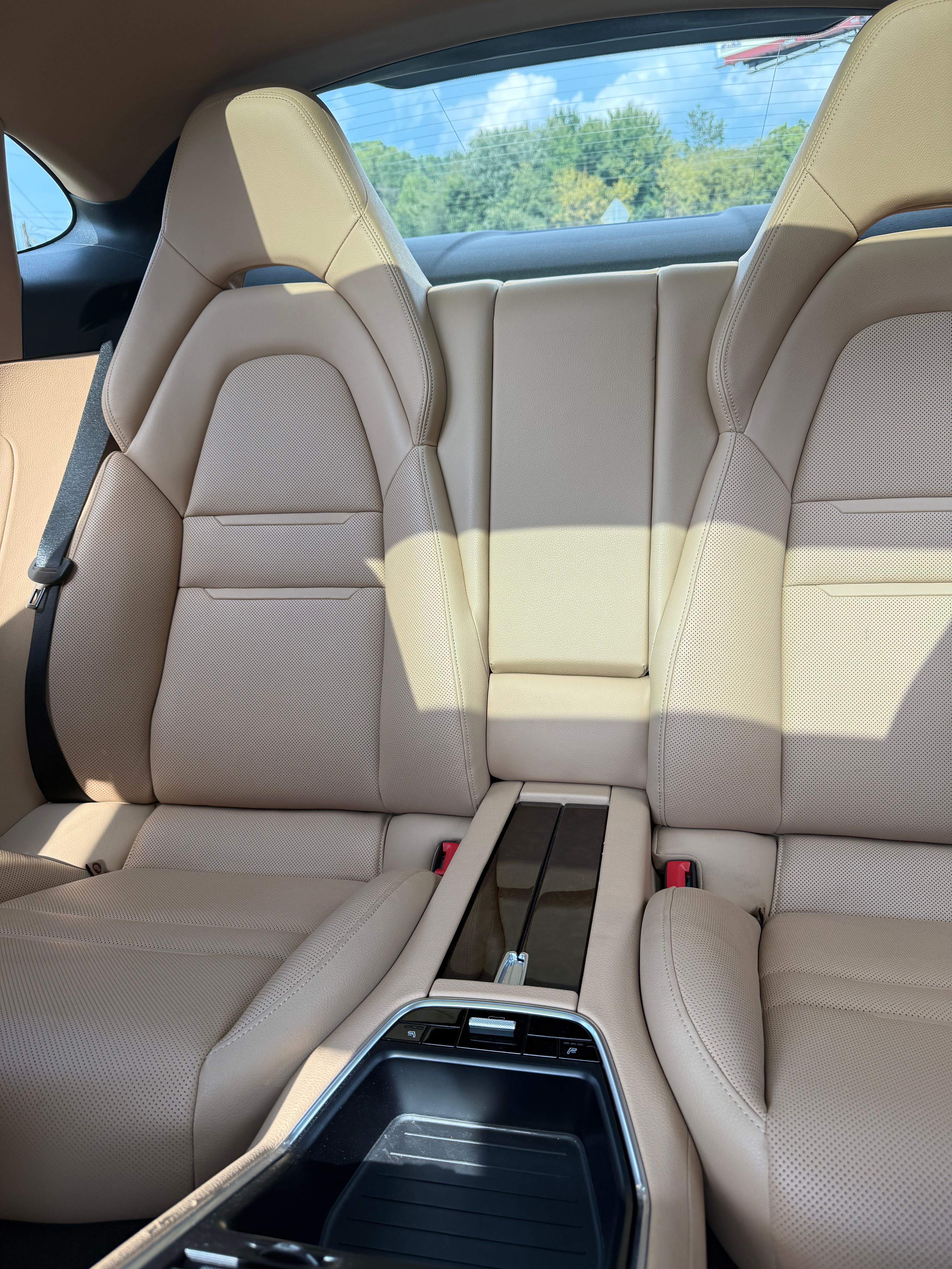 Used 2018 Porsche Panamera 4 AWD/4WD image 16