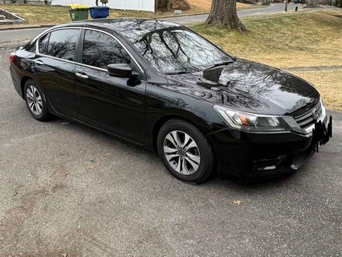 Used 2015 Honda Accord LX image 4