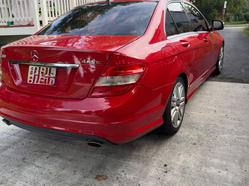 Used 2009 Mercedes-Benz C 300 4MATIC Sedan image 2