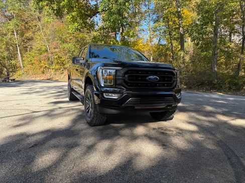 Used 2022 Ford F150 XLT w/ Equipment Group 302A High image 9