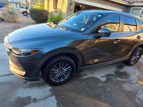 Used 2020 MAZDA CX-5 Touring image 4
