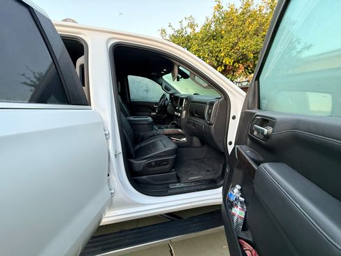 Used 2021 GMC Sierra 1500 Denali w/ Denali Ultimate Package image 11