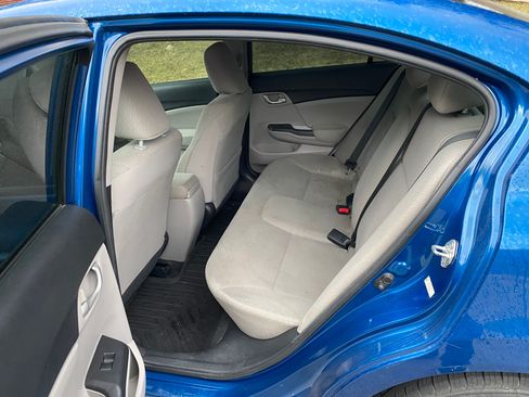 Used 2013 Honda Civic LX image 9